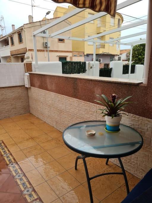 Alex Bungalow Apartment Torrevieja Bagian luar foto